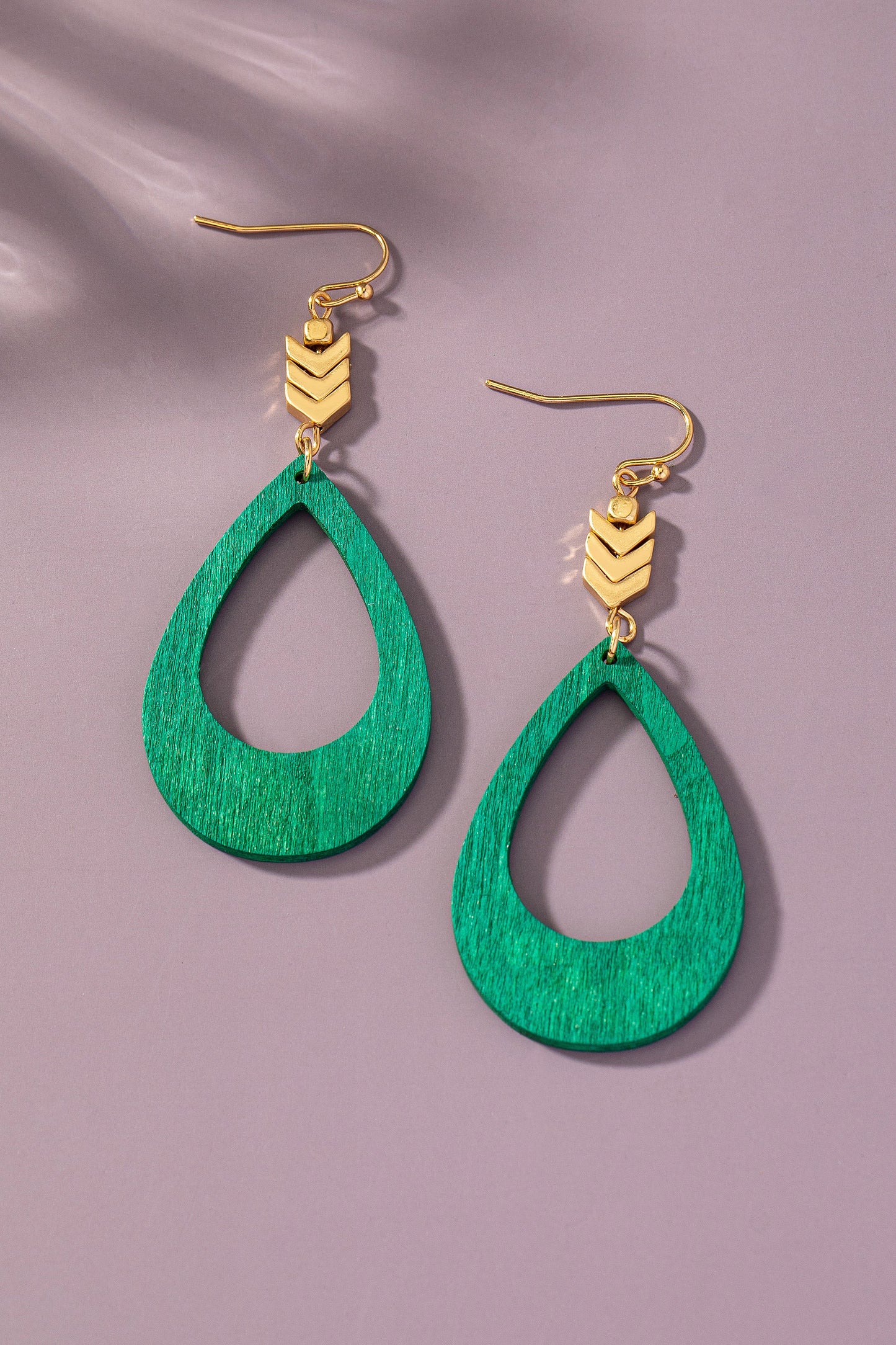 Woody Hoop Earring - Green